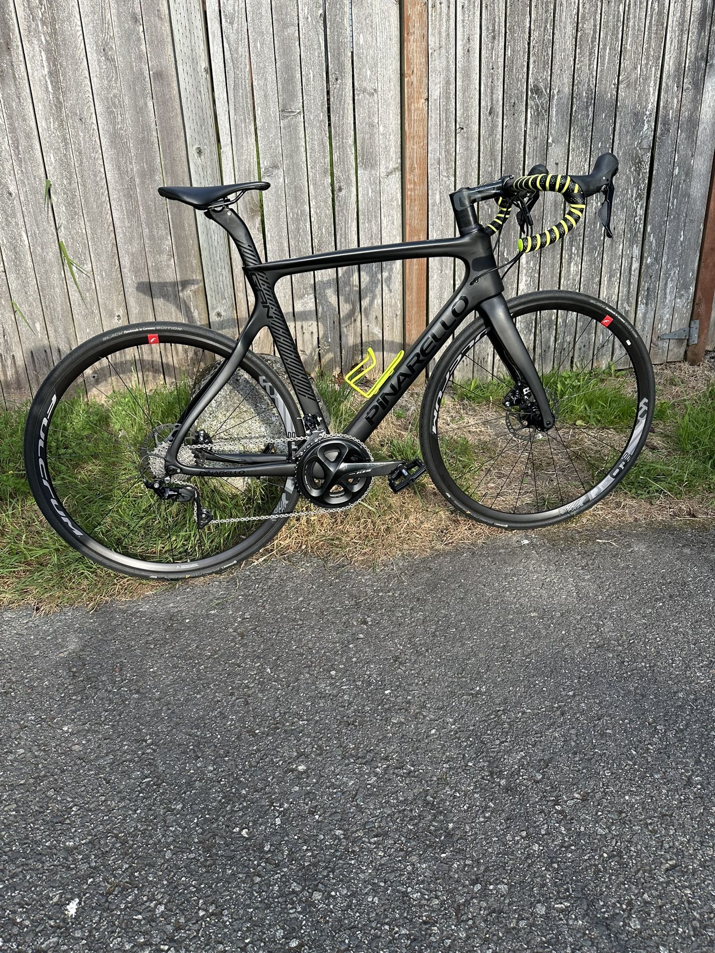 Pinarello Gan Disk Carbon Fiber Road Bike