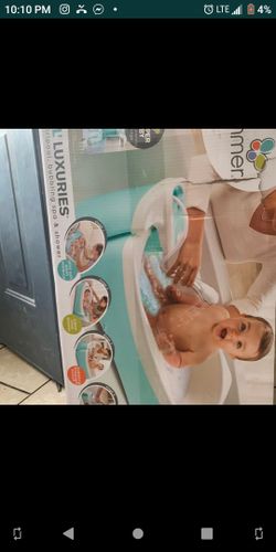 Baby bath tub