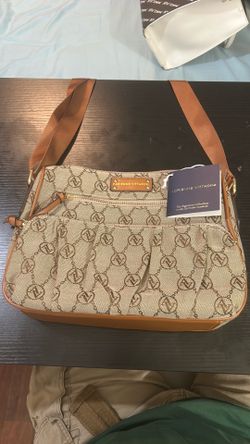 Adrienne Vittadini purse