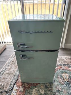Frigidaire Mini Fridge with Freezer, Mint color