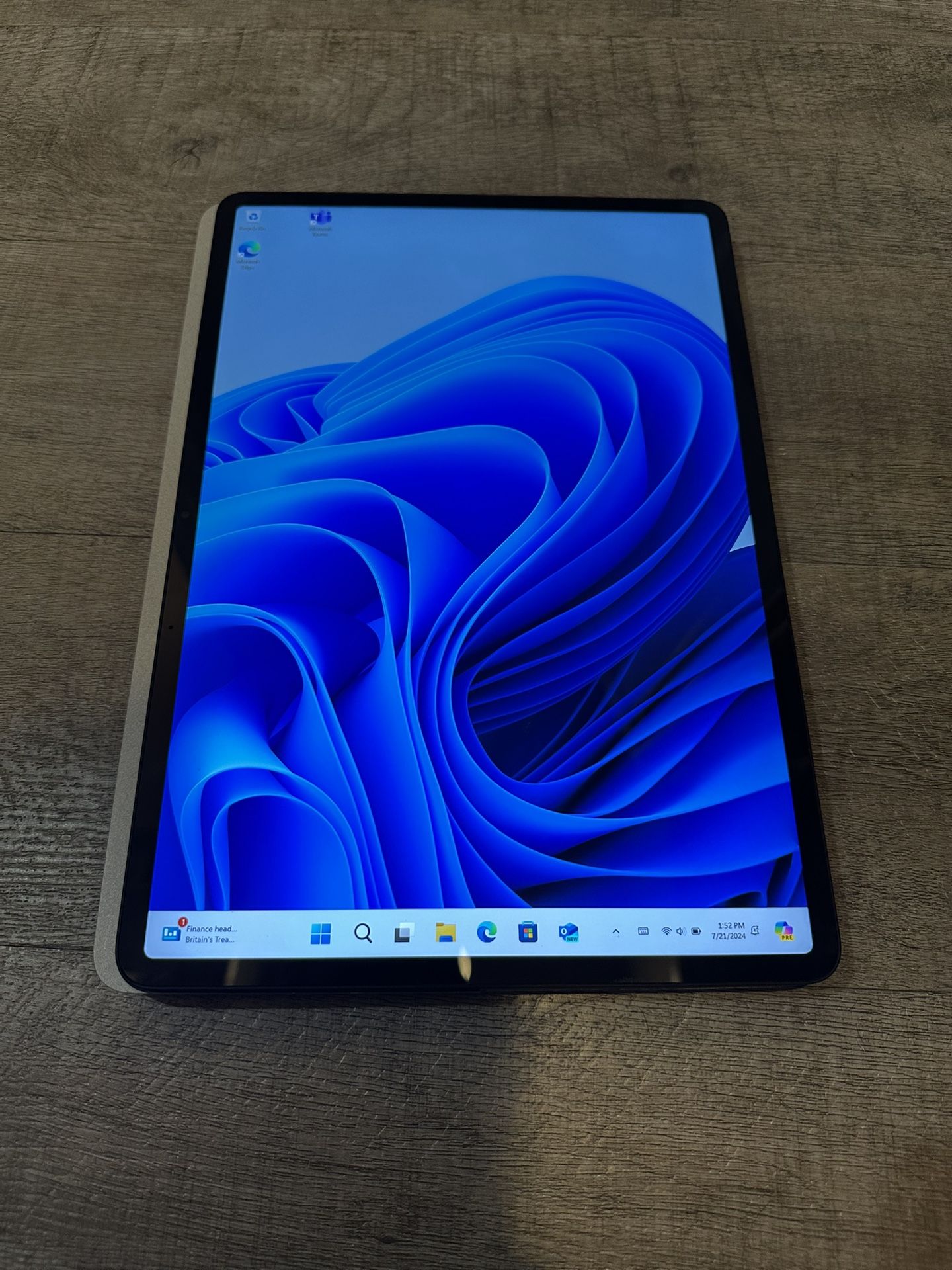 Microsoft Surface Laptop Studio 1964 14.4