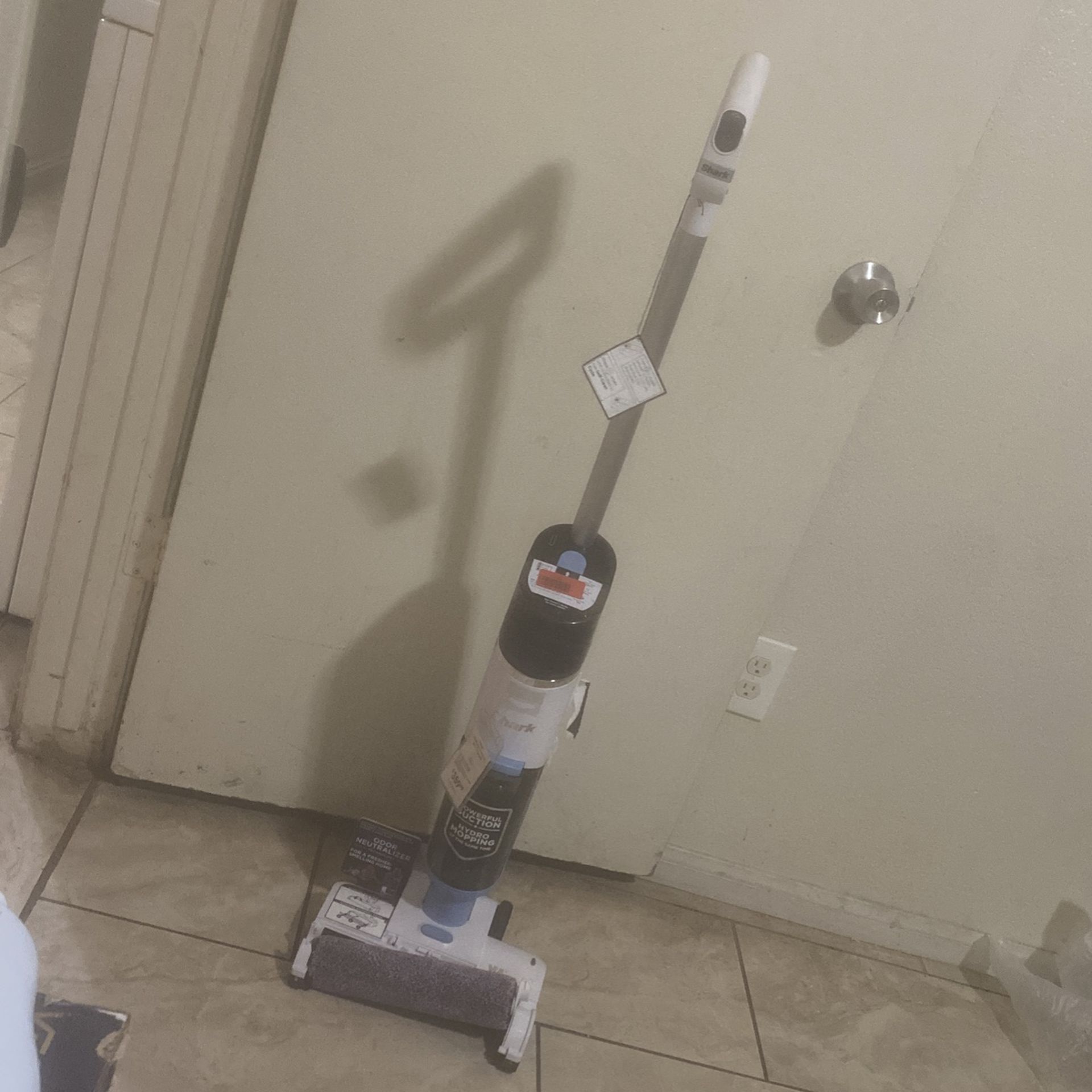 Shark  Hydro vac Pro Xl 3 In 1 Cleaner