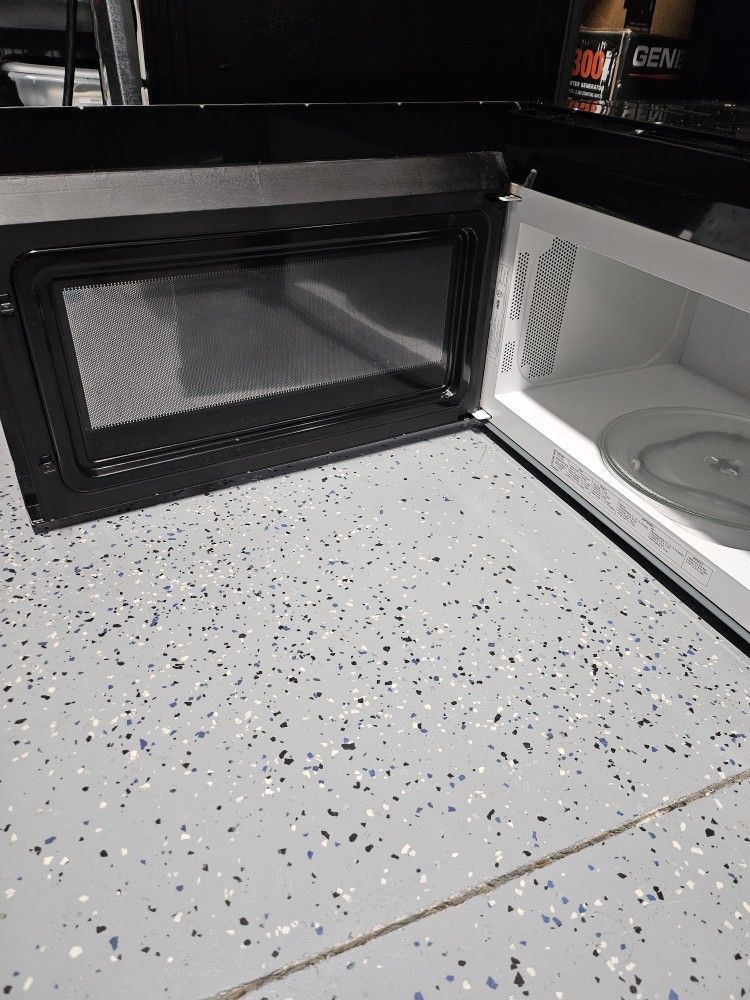 Whirlpool Microwave