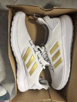 Adidas men’s 11 1/2 literacer
