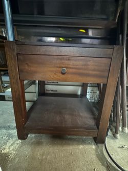 1 Night Stand