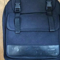 Black Targus Computer back pack 15-16” . New sell for $ 60+.