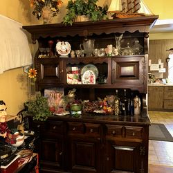 Vintage Solid Wood Pine 2 Piece Dining Hutch Bennington Tavern