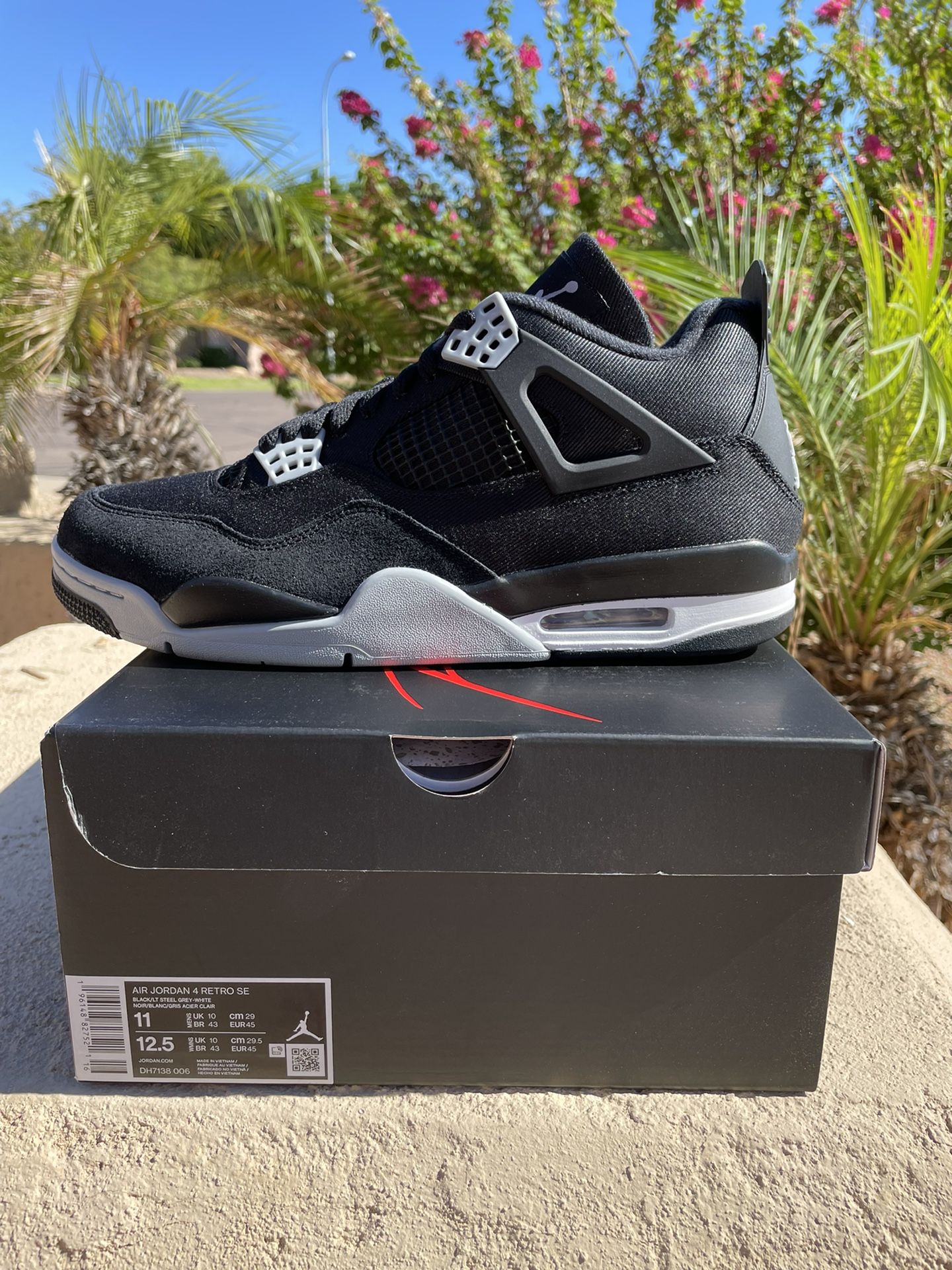 JORDAN 4 Black Canvas Size 11 Jordan 4 Retro SE Black Canvas Size 11 M main image 3
