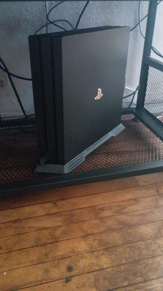 PS4 Pro 