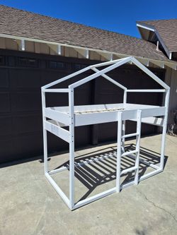 Twin size loft Bed