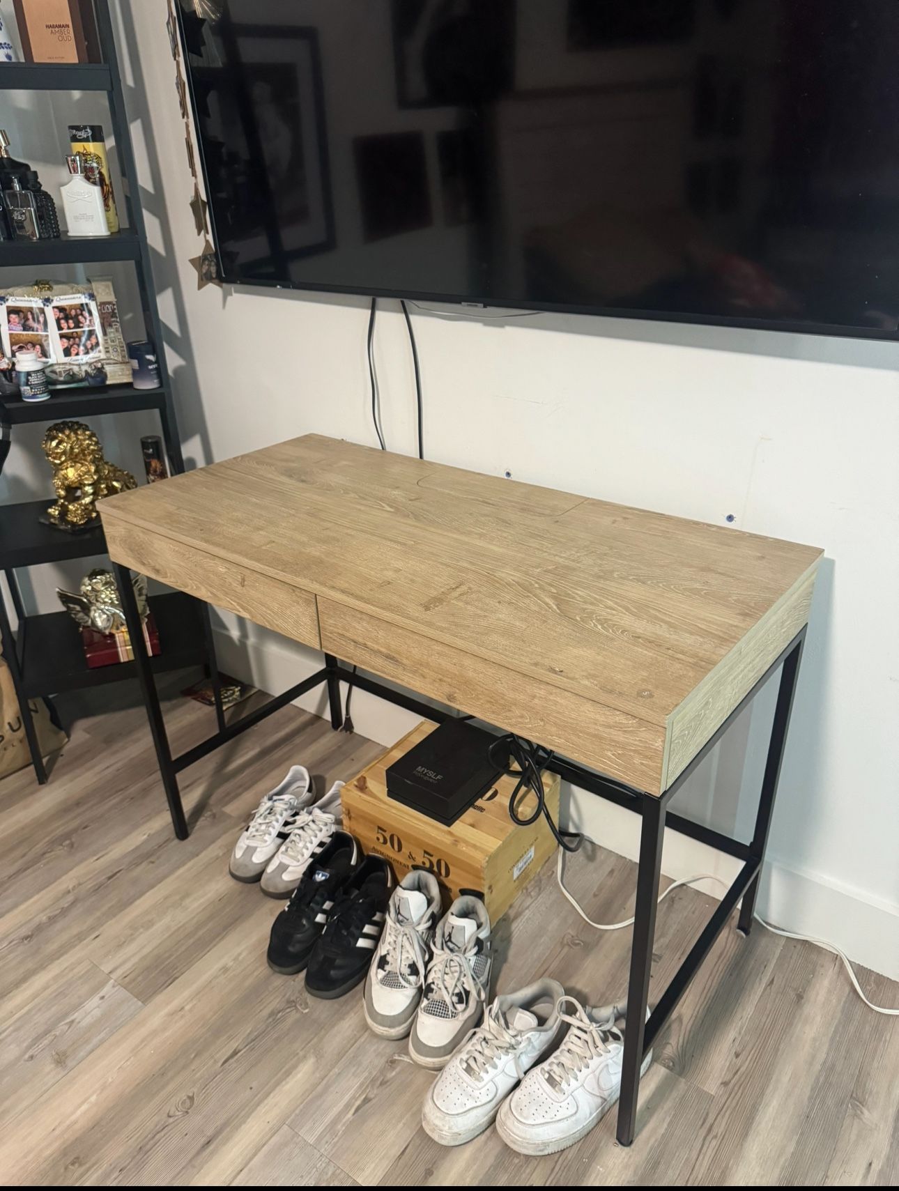 light Wood Desk Table With Drawers And Connectors