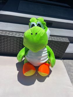 Yoshi with back compartment