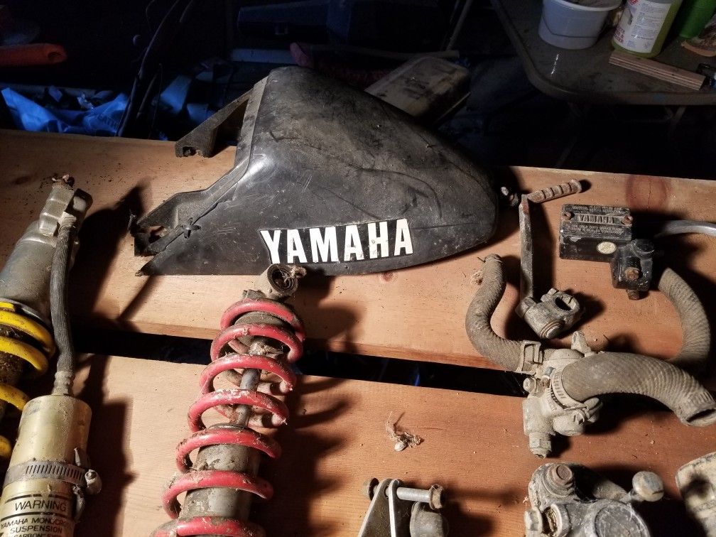 Photo 1985.5 yamaha tri z 250r parts