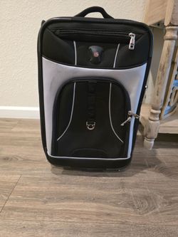 Swiss Gear Carry on luggage