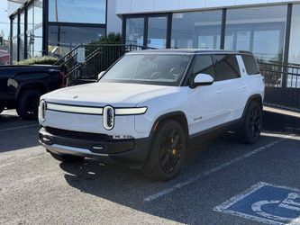 2022 Rivian R1S