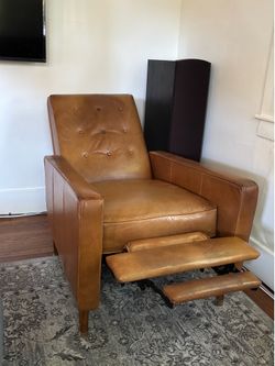 Beautiful Genuine Leather Recliner