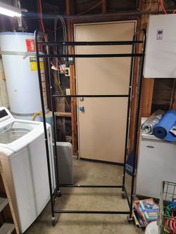 Rolling Clothes Rack