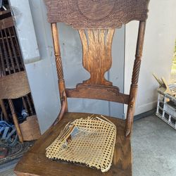 4 Antique Oak Dining Chairs