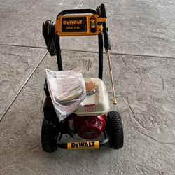 New Honda gx200 motor 3600psi gas pressure washer.try b4 you buy. Pick up only. $520