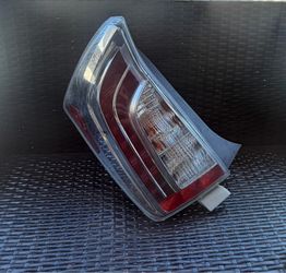 2012 2013 2014 2015 Toyota Prius Left Driver Side Tail Light OEM