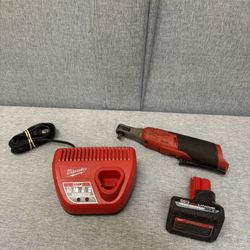 Milwaukee 2567-20 M12 FUEL Brushless Cordless 3/8" Ratchet/5.0ah