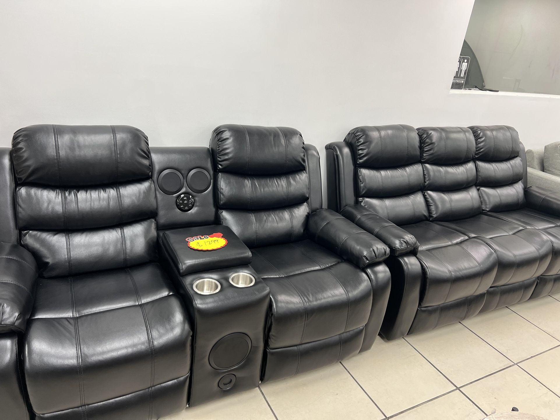 Sofa set with speaker