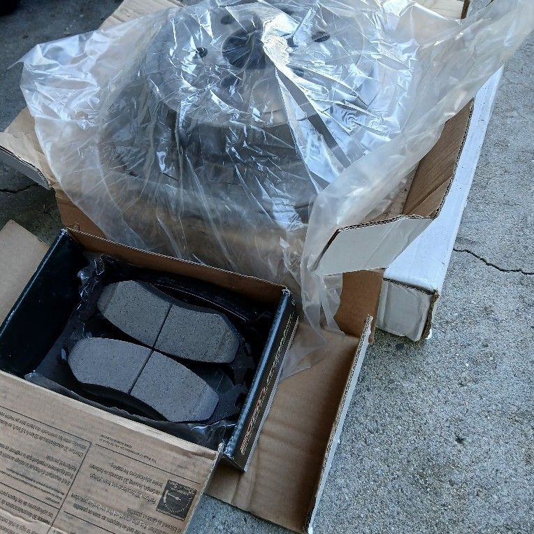 Dodge Durango 2002-2004 Brake Pads And Rotors