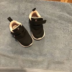 Tenis Size 7