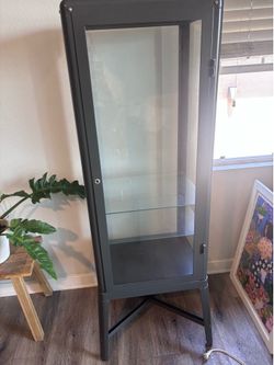 Glass cabinet