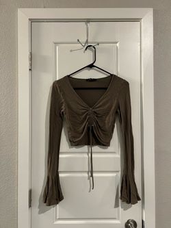 Long sleeve crop top