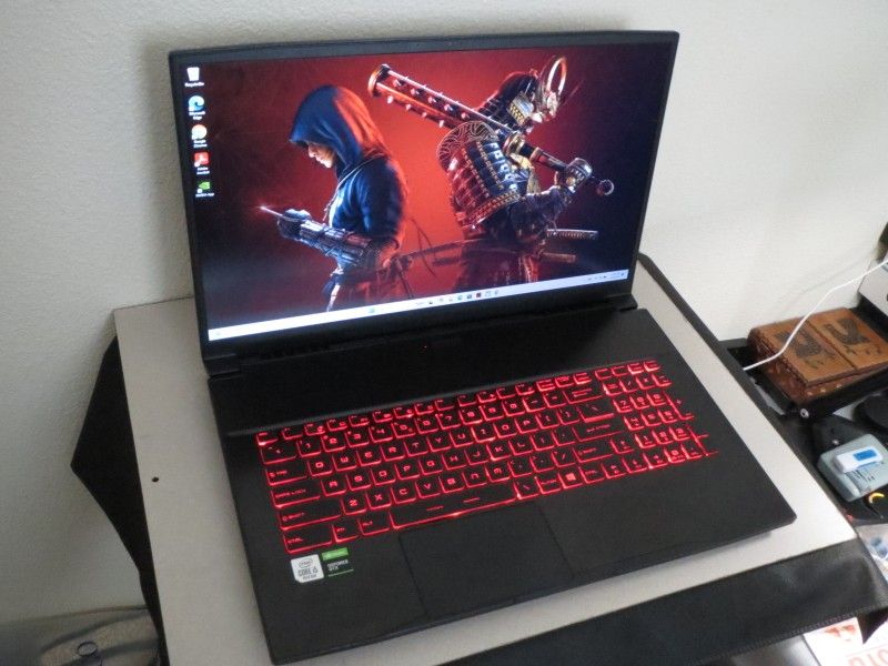 Gaming Laptop MSI GF75 Thin. 144Hz IPS Screen. Like New