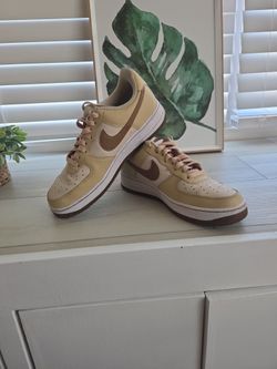 Nike Air force 1 mocha size 9 mens