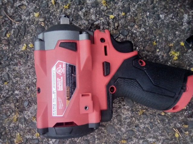 M12 3/8 Milwaukee Impact