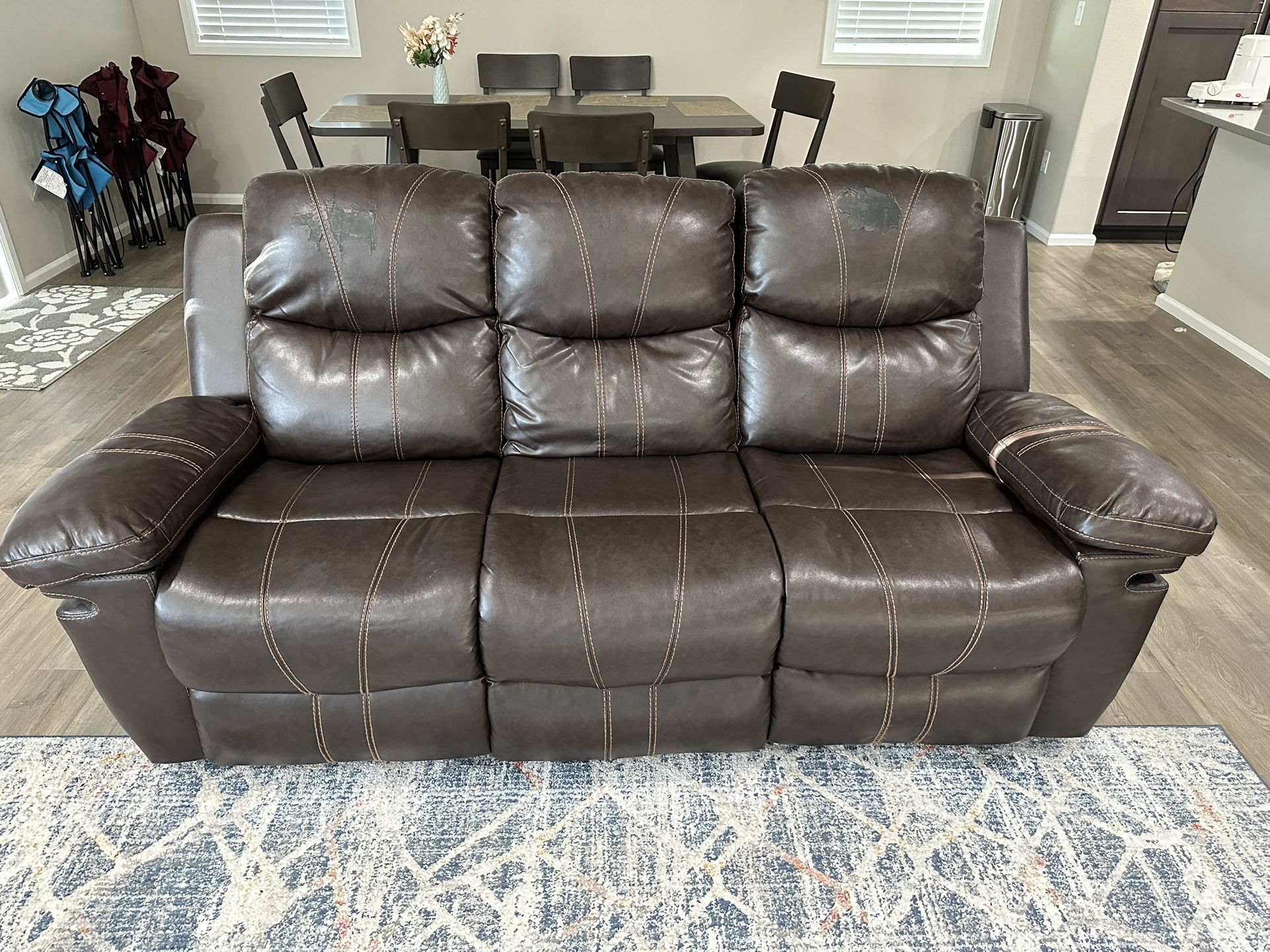 Free Couch With Recliner