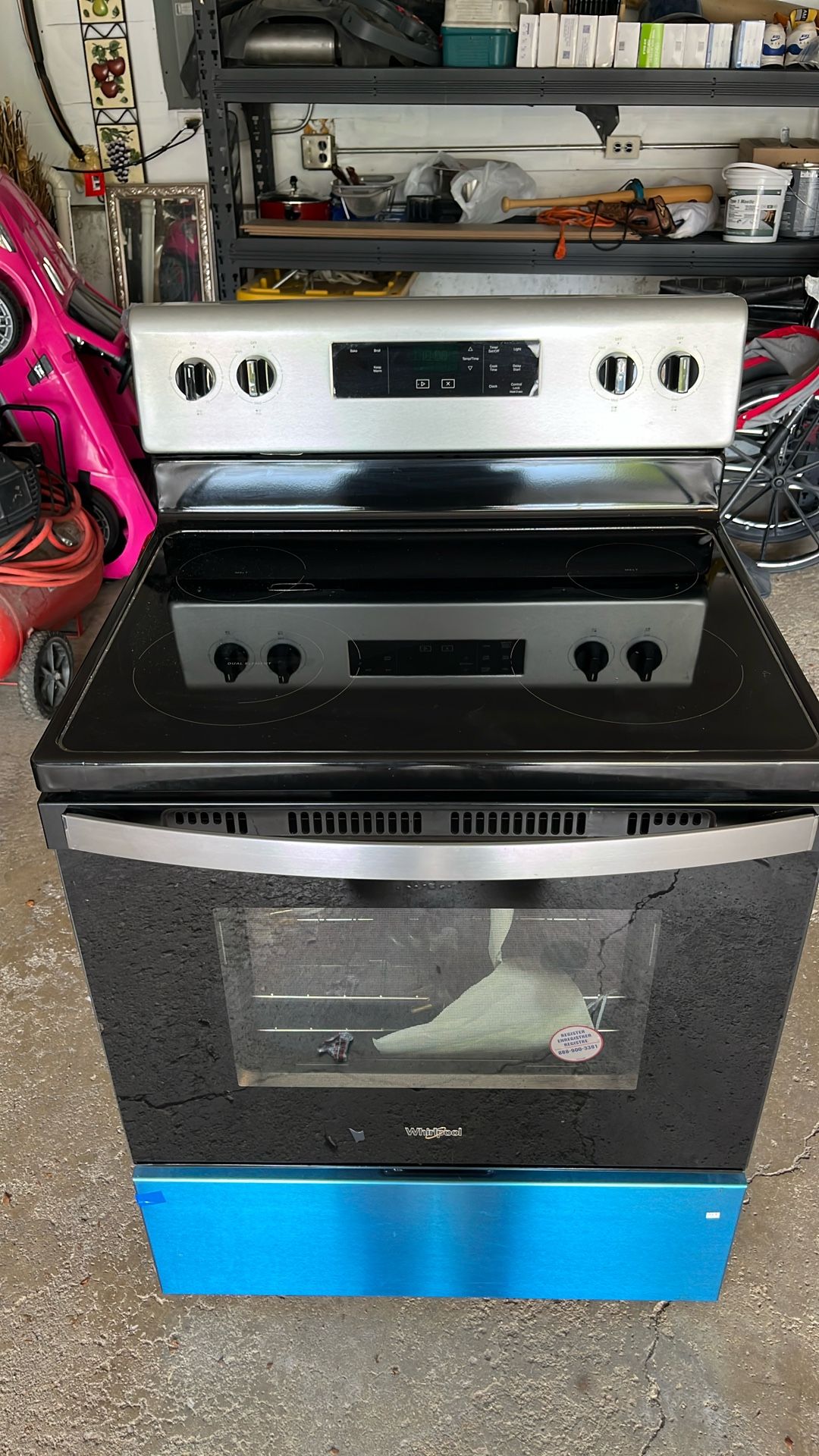 Whirlpool Stove Brand New 