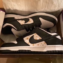 Supreme Nike Dunks