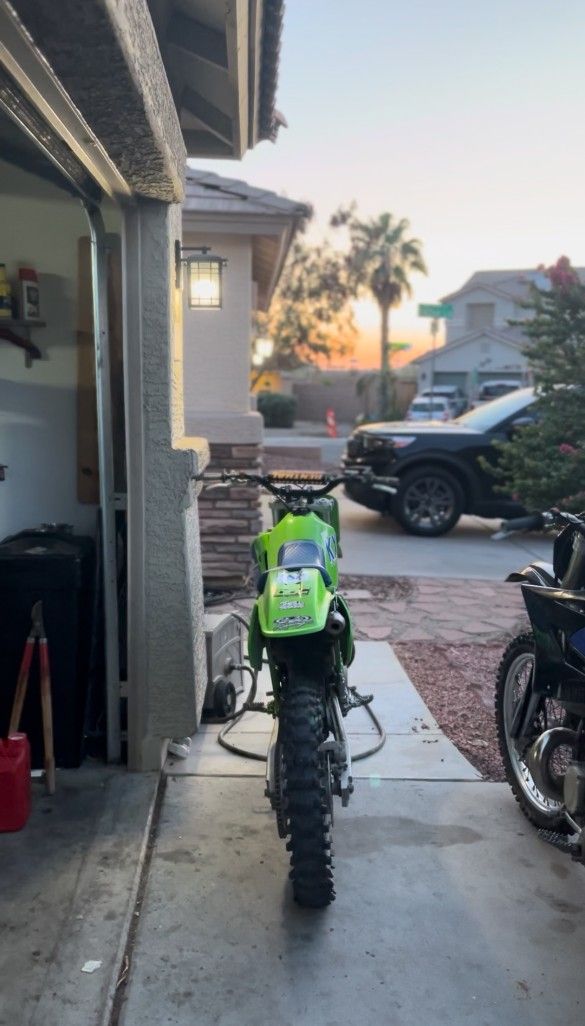 89kx125
