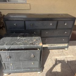 Dresser & bedside table set
