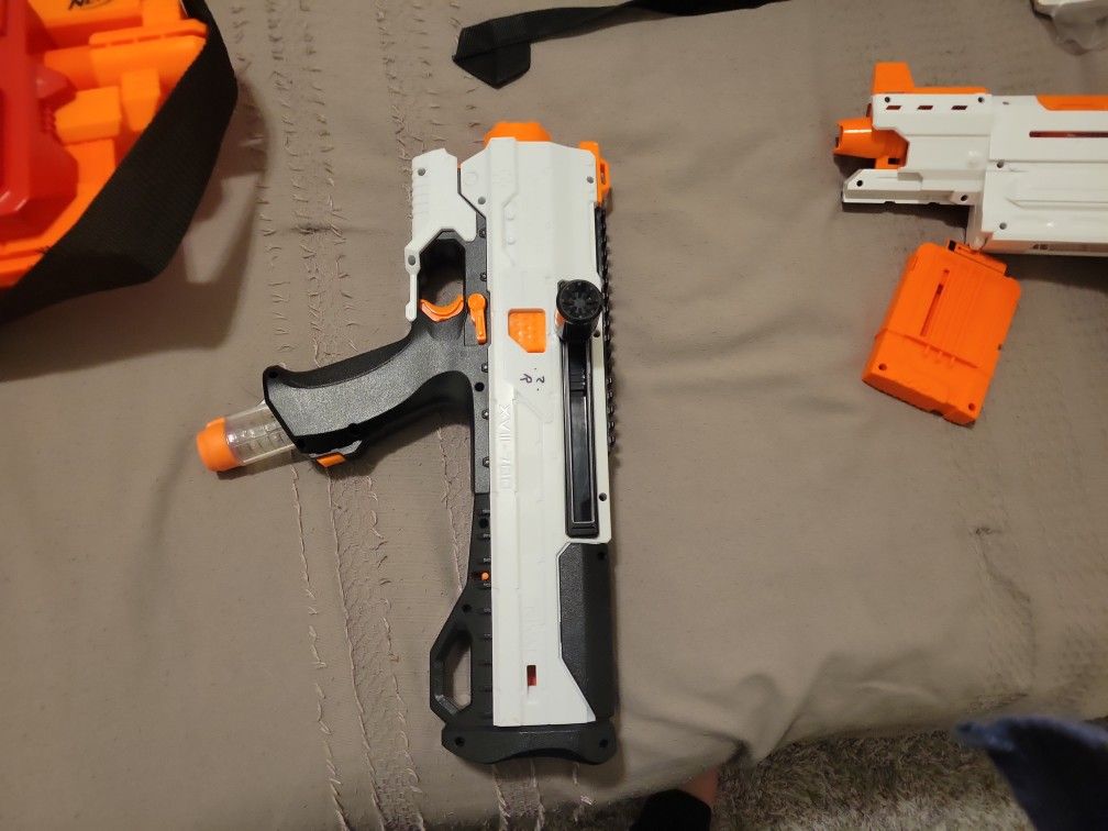 XVIII Nerf Gun.