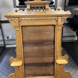 Antique  Beautiful Ornate Wood   Mirror Frame /   Great Wall Piece  $20.00