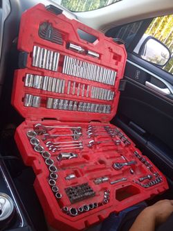 Craftsman tool set