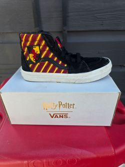 3.5K   Harry Potter  Vans