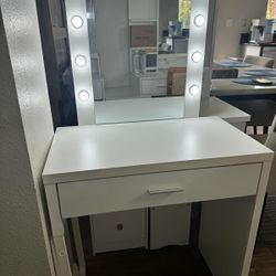 White Vanity With LED Lights - Assembled 
