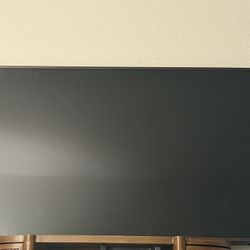 43” LG TV