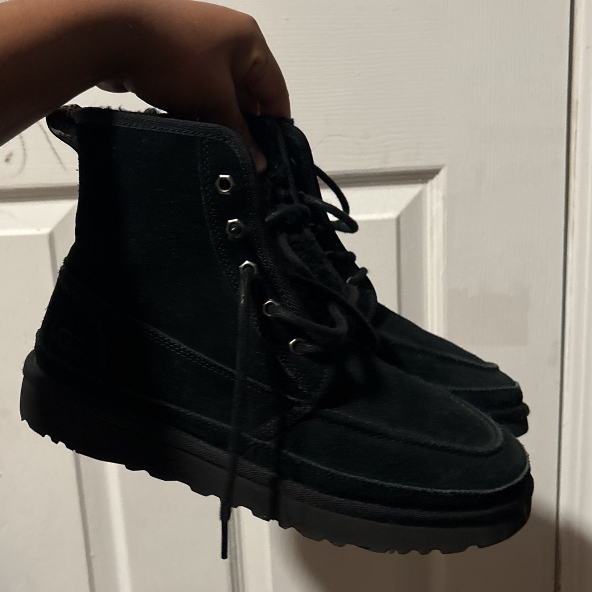 High Show UGG