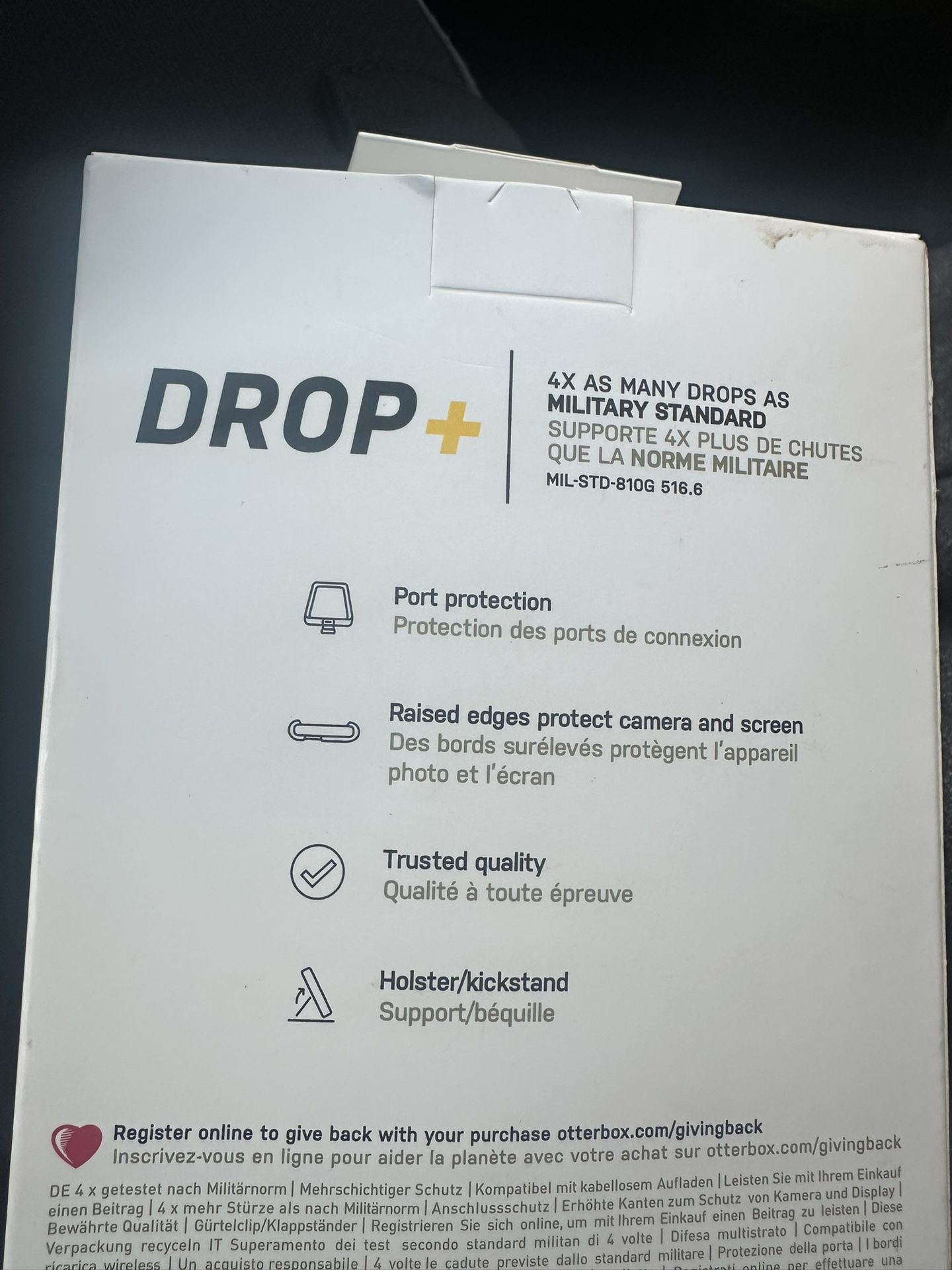 Otter iPhone 17 pro phone case.Defender edition military grade