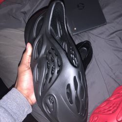 Adidas All Black Foamrunners