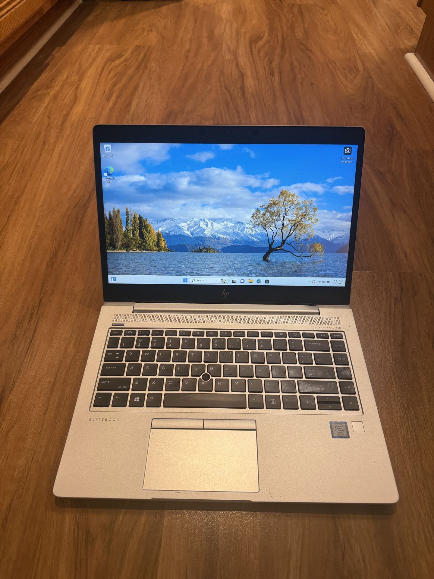 HP EliteBook 840 G6 Core i5 8th gen 16GB Ram 256GB SSD Windows 11 Pro 15” HD Screen Laptop with charger in Excellent Working condition!!!! Specificat