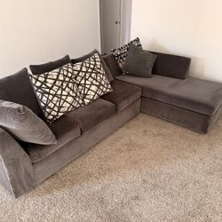 Luxury Sectional Couch 