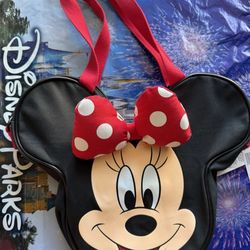 Disneyland Resort 2026 Minnie Mouse "mini" Crossbody Tote
